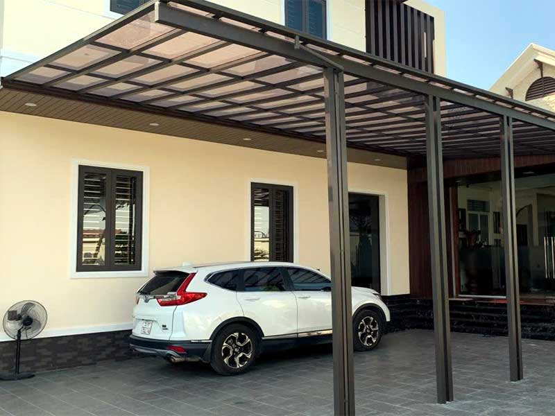 Mái che lấy sáng cho nhà xe ô tô